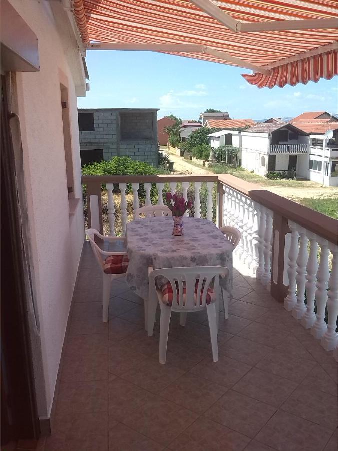 Apartman Borosa Vir Exterior photo