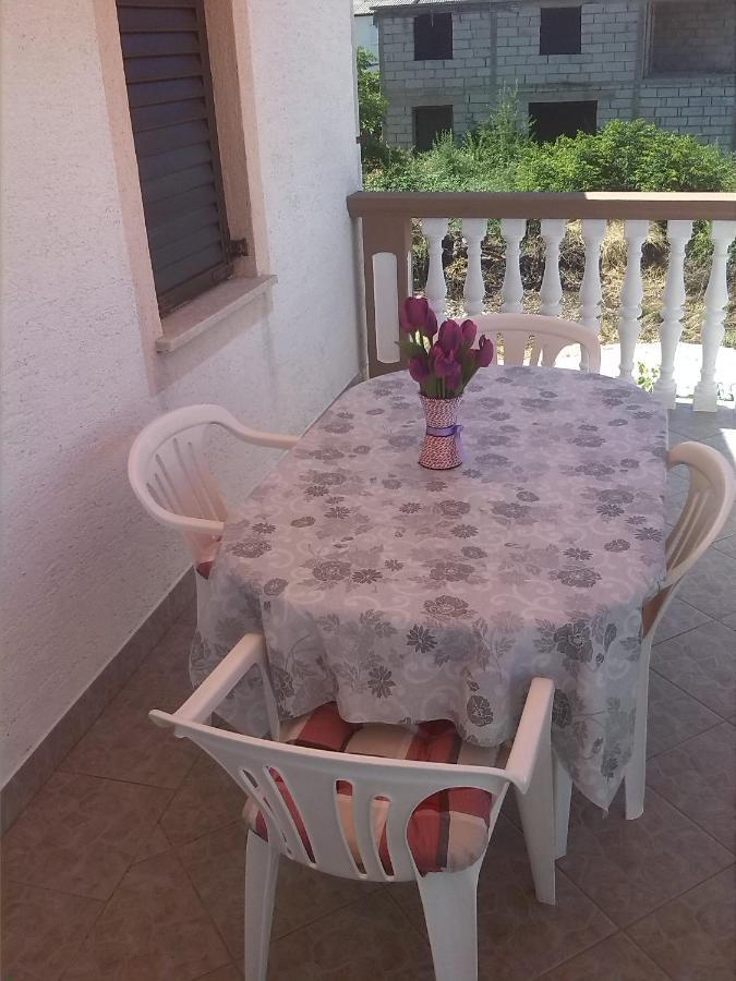 Apartman Borosa Vir Exterior photo